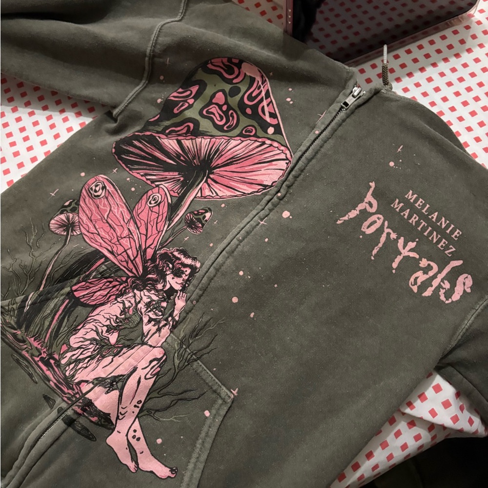 Melanie martinez portal Blend Hoodie with Pink Graphic fairy ✨